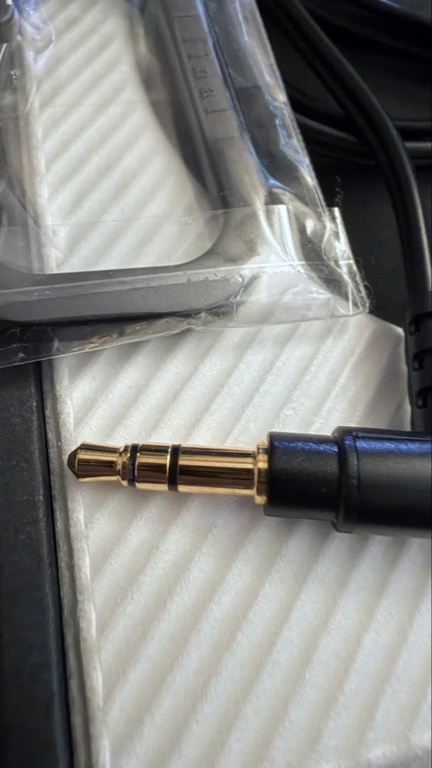 final E4000 有線イヤホン