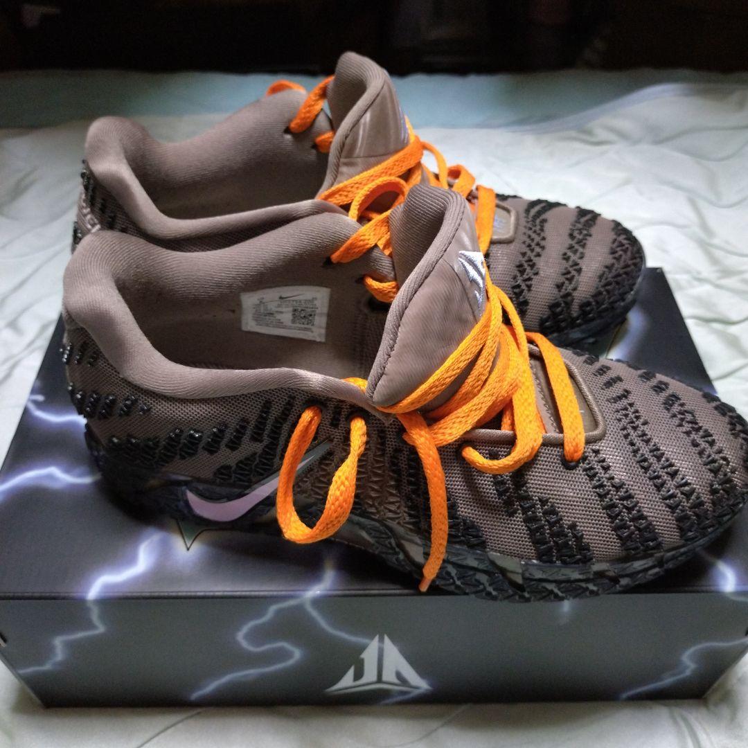 NIKE　JA3 EP US8 26cm