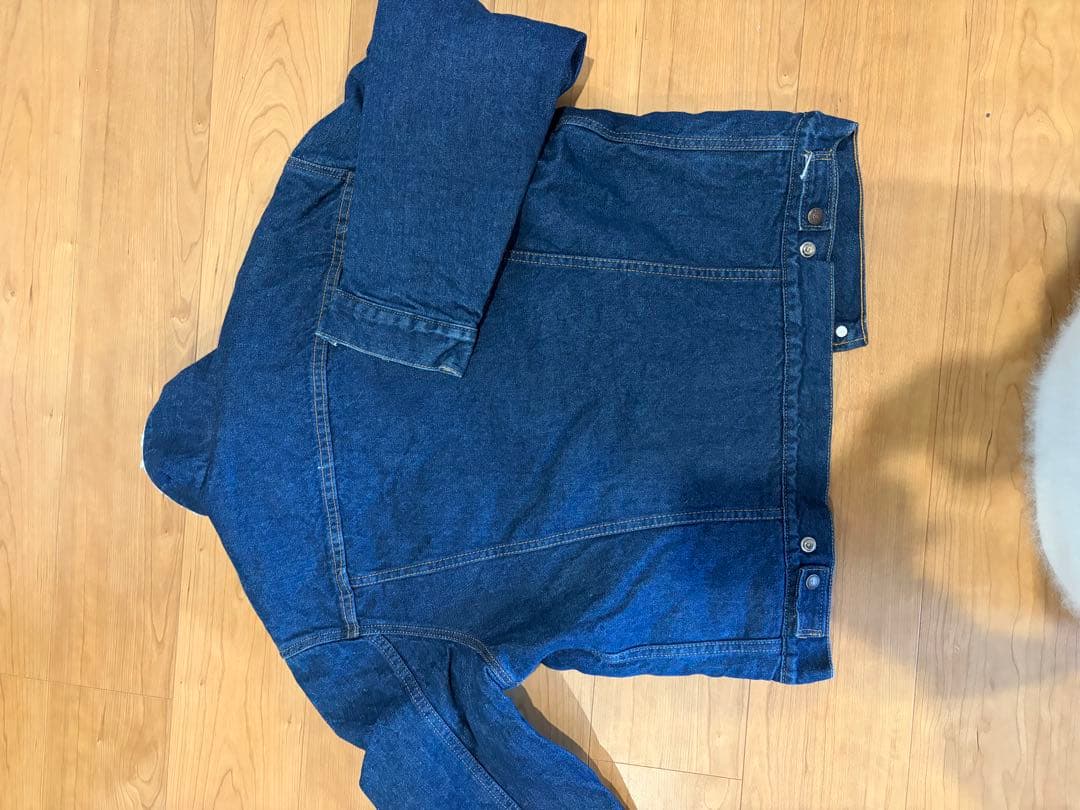 LEVI’S ボア付きダークブルーデニムジャケット