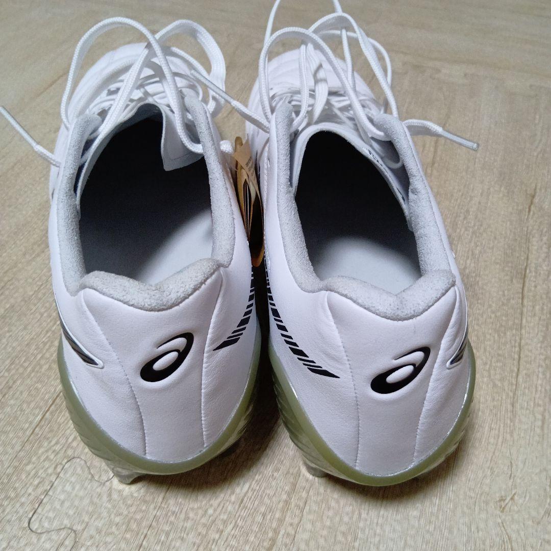 ASICS DS LIGHT XFly5 ホワイト サッカーシューズ