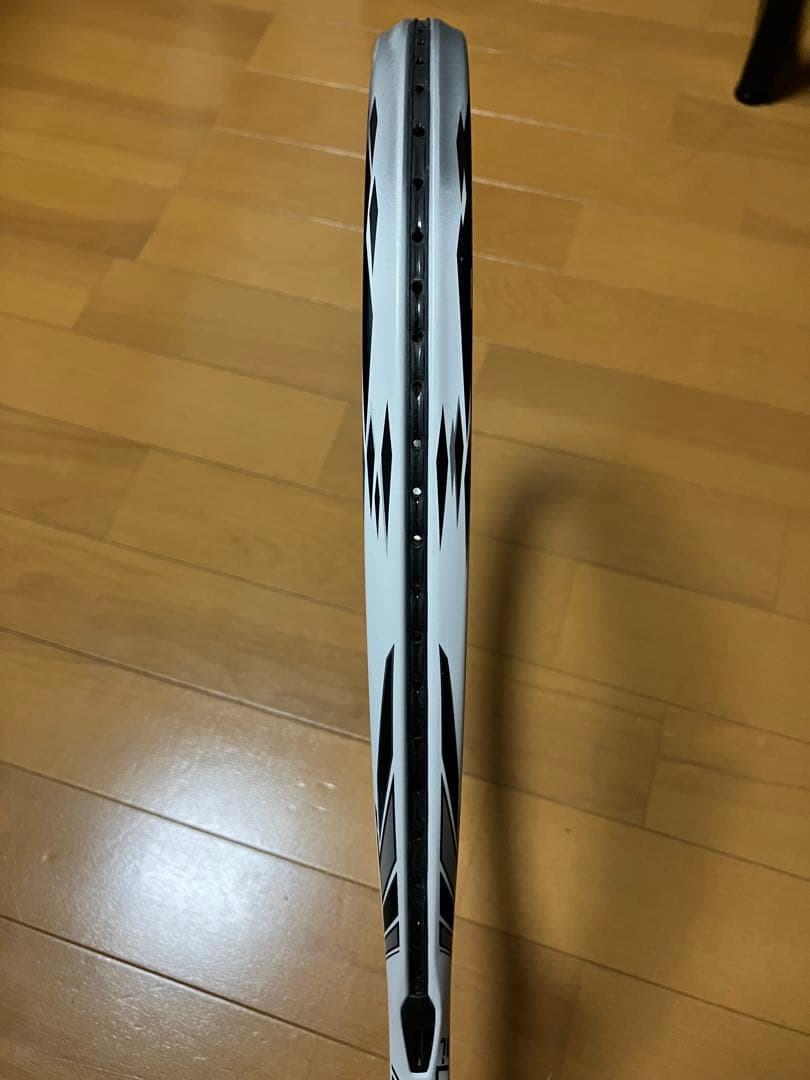 YONEX F-LASER 9V プラウドホワイト UL1サイズ
