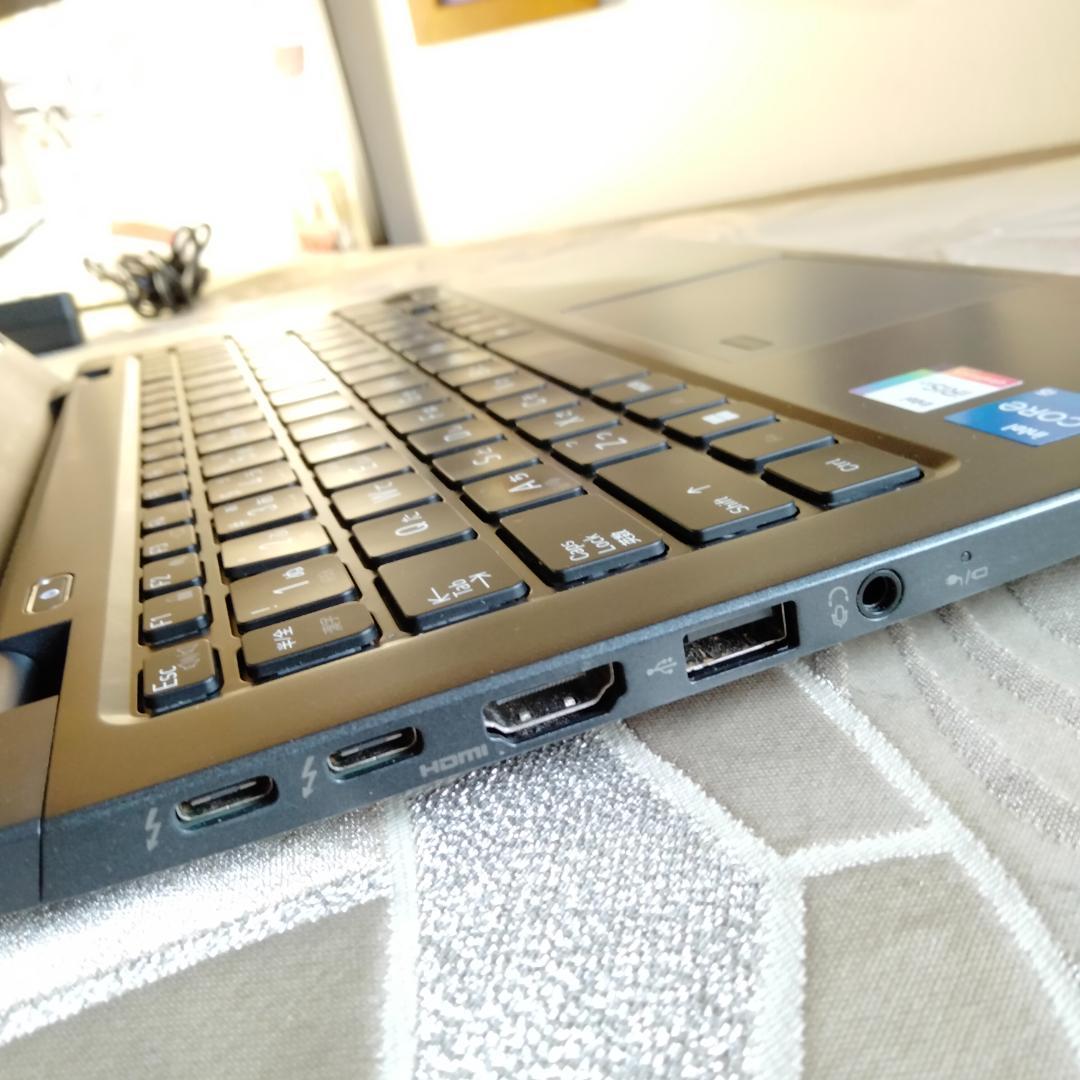 JJB01 １3インチ 11世代 i5 256G FHD ★東芝