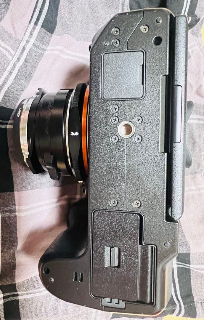 富士フイルム FUJIFILM X-H1 カメラ・バッテリー2個・充電器