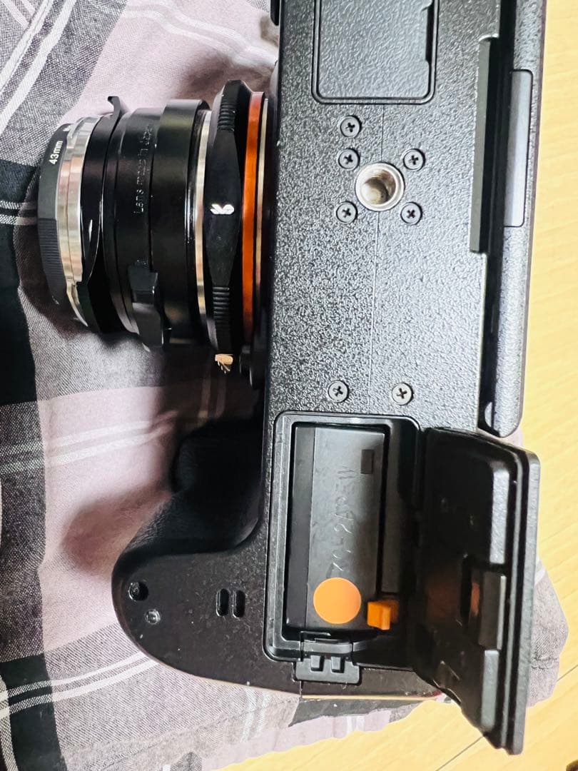 富士フイルム FUJIFILM X-H1 カメラ・バッテリー2個・充電器