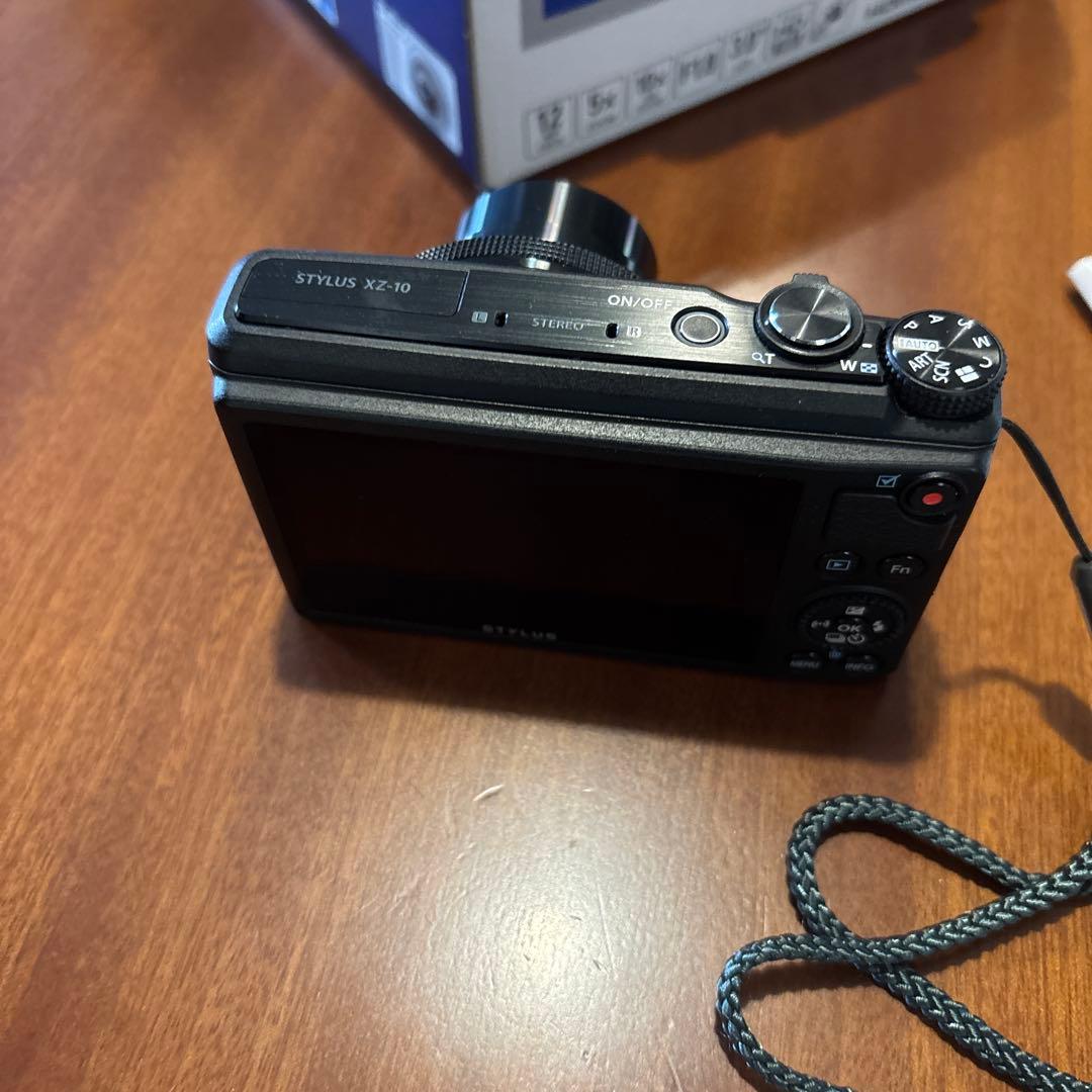 OLYMPUS STYLUS XZ-10 コンパクトデジタルカメラ　ジャンク品