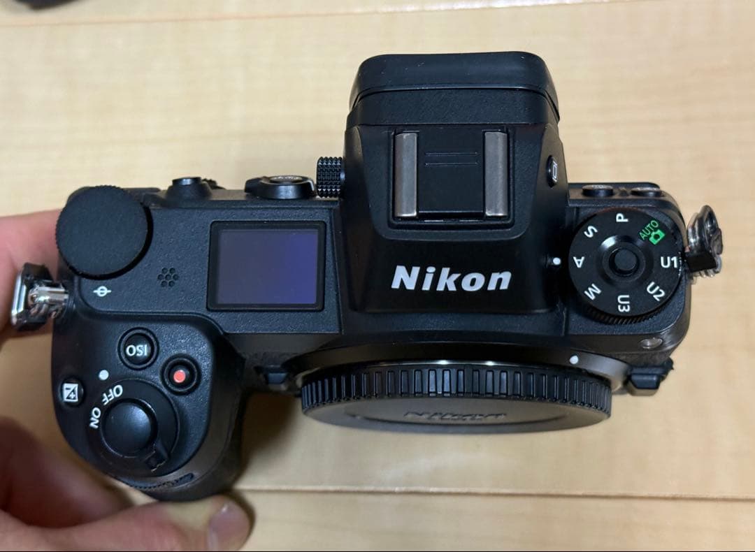 Nikon Z 6 ミラーレスカメラ 本体 + FTZアダプター