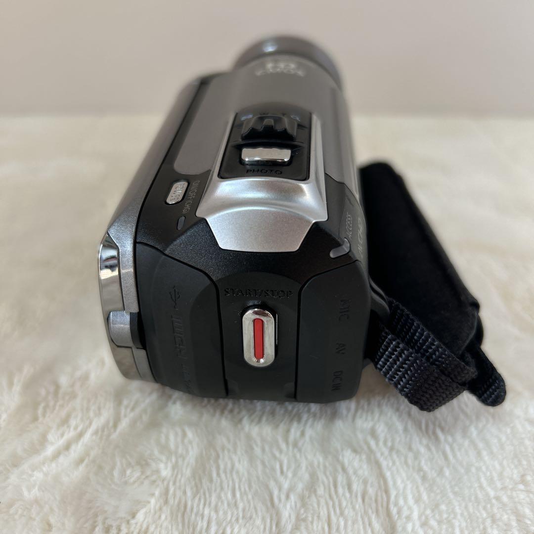 【極美品】ほぼ未使用 Canon　ivis HF R10 HFR10