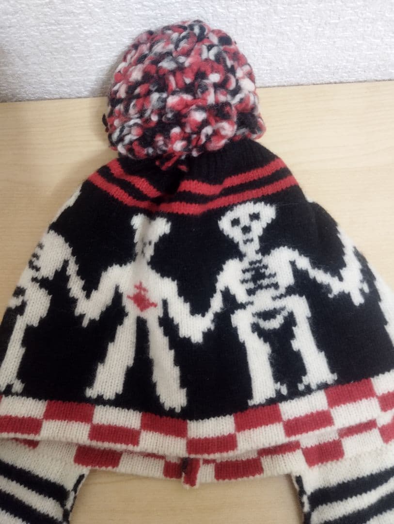 Vivienne Westwood 耳付き ボンボン ニットキャップ スカル♪