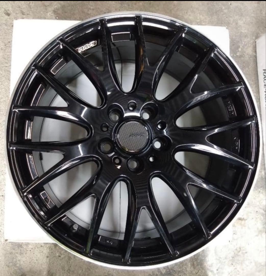 かず　18インチ ブラックホイール 5穴 PCD114.3 中古