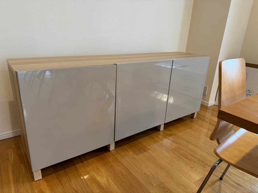 IKEA サイドボード　キャビネット