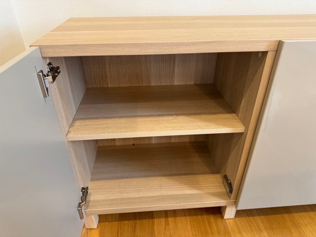 IKEA サイドボード　キャビネット