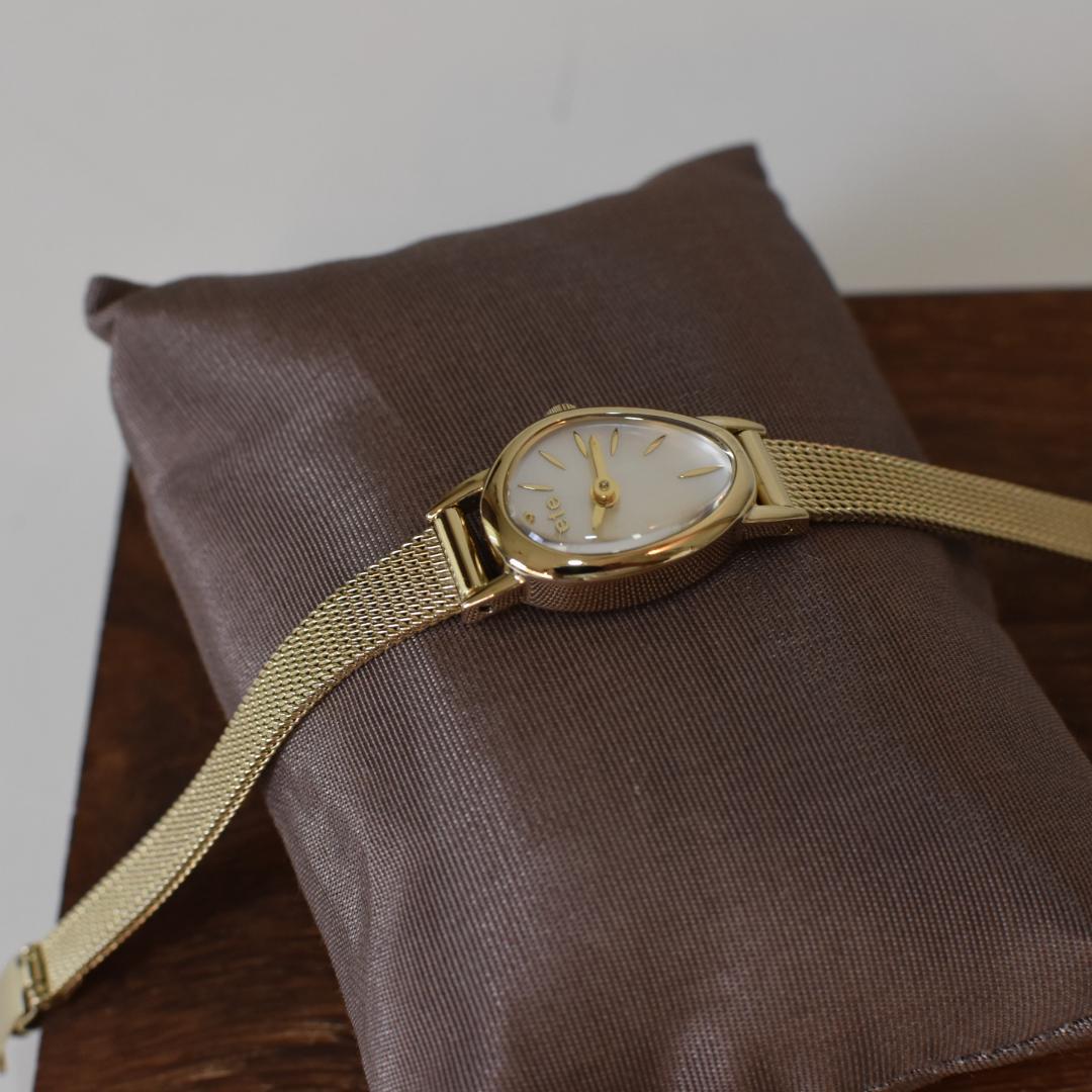 〇 ete 〇エテ　　腕時計　ジェムフェイス　レディース　　ダイヤ