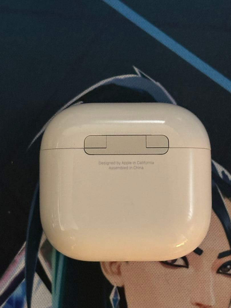 Apple AirPods4 本体