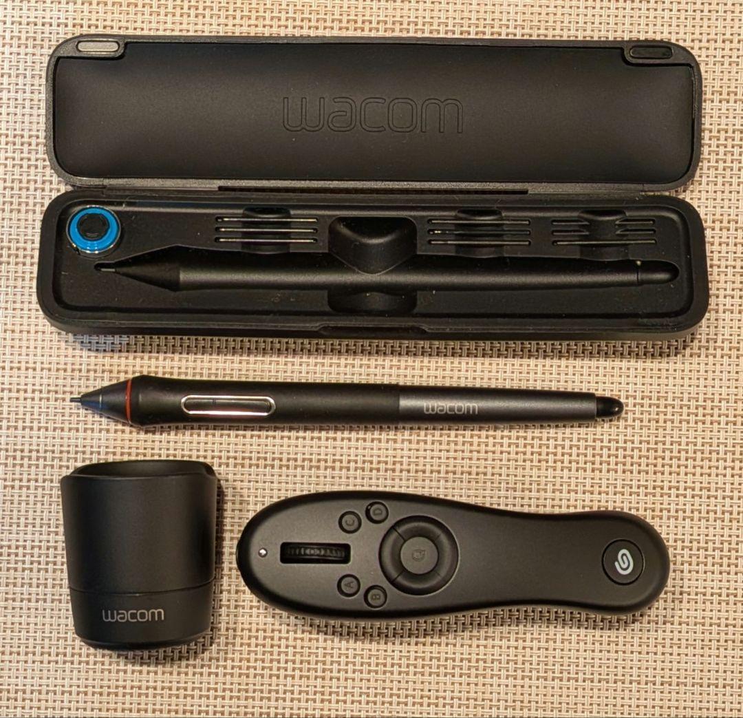 Wacom CINTIQ 13HD 液晶ペンタブレット本体