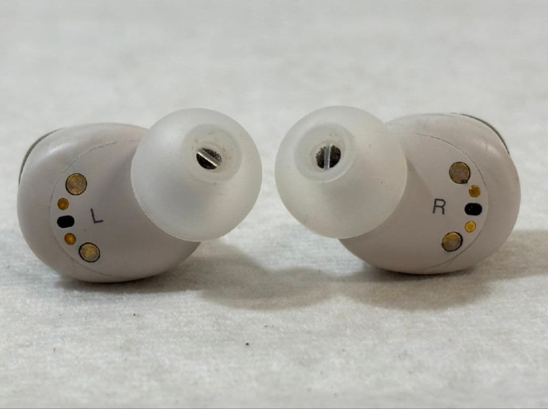 J*e様 Bowers & Wilkins Pi8 ワイヤレスイヤホン ホワイト