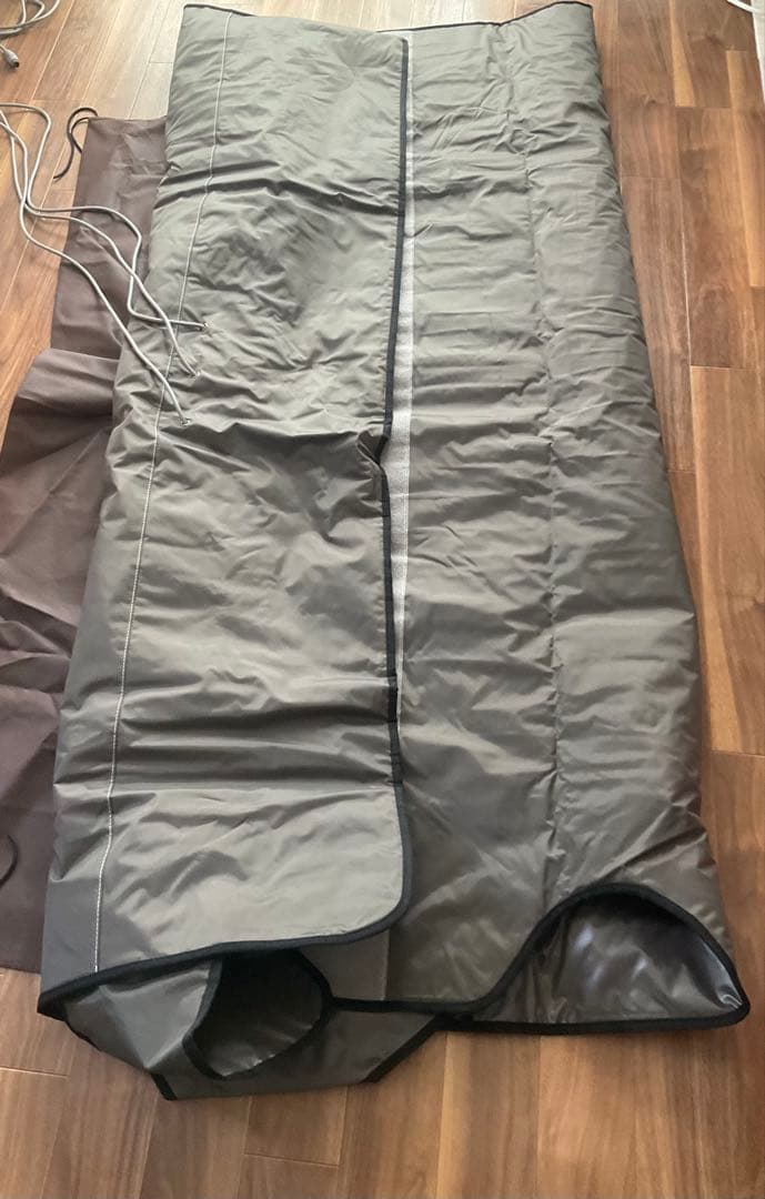 滝汗！エステサロンやダイエットにおすすめ！三つ折り遠赤ヒートマット