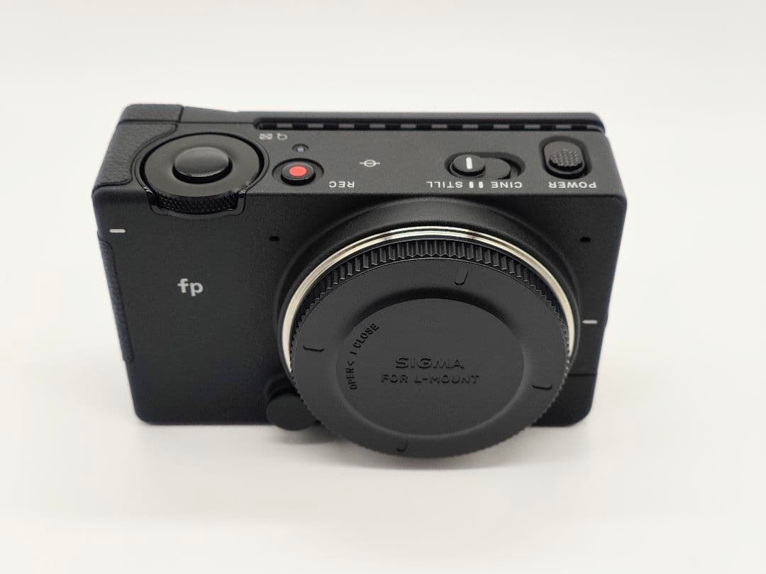 新品同様 SIGMA fp 45mm F2.8 DG DN キット