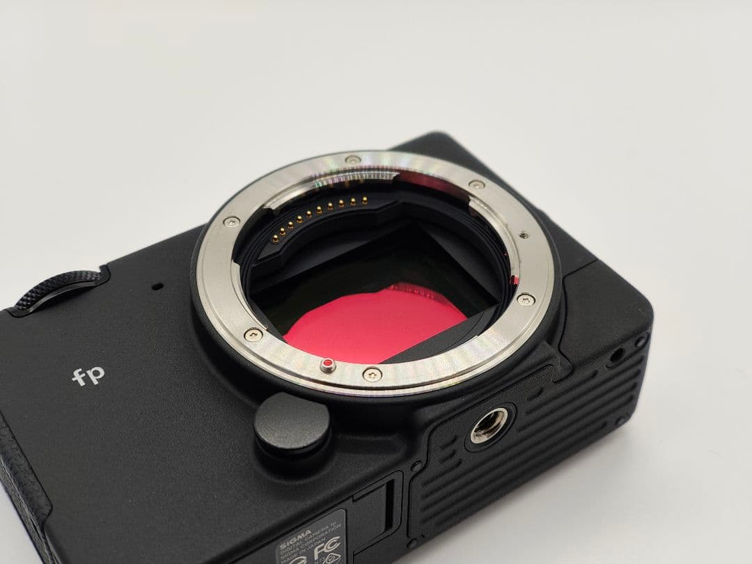 新品同様 SIGMA fp 45mm F2.8 DG DN キット