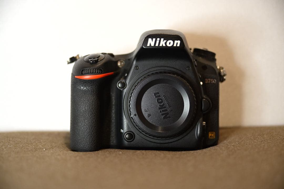 ■ ショット数18,502回 ■ Nikon D750 ボディ