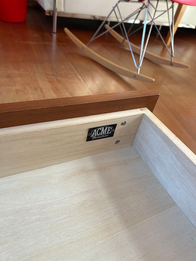 ACMEファニチャー