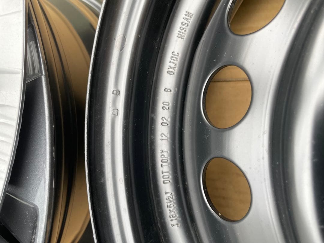 日産　ノート　E13 純正ホイール　ホイールキャップ　セット　16インチ