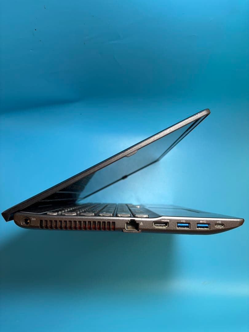 富士通 LIFEBOOK AH53/E3 i7 1165G7 SSD 2TB