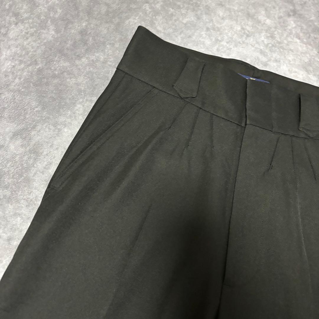 美品　shikitari PINTUCK MEGA FLARE SLACKS