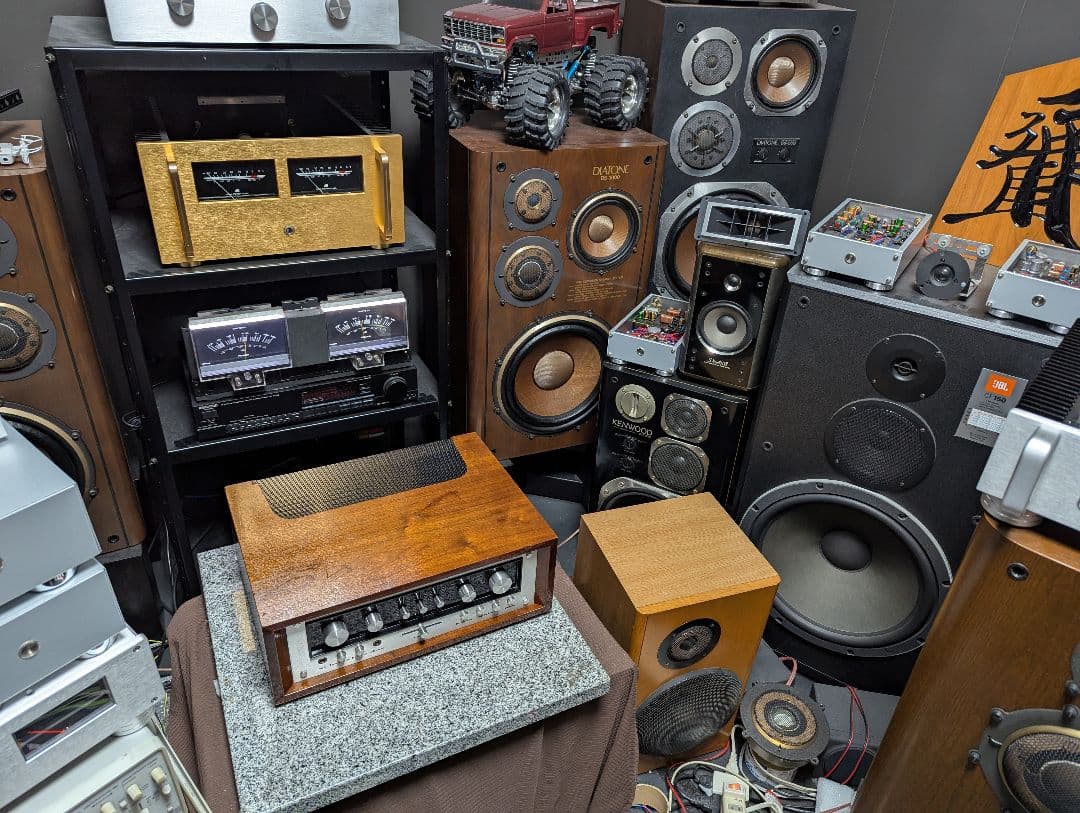 Marantz　Model1070 プリメインアンプ　修理、チューンナップ済み！