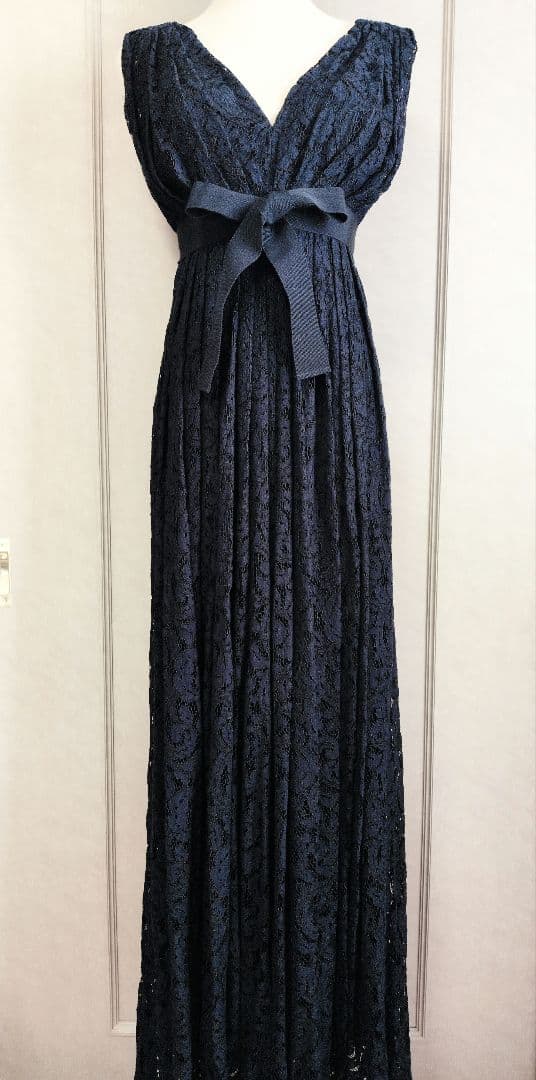 うに様♡【CAROLINA HERRERA】総レース ロングドレス ネイビー