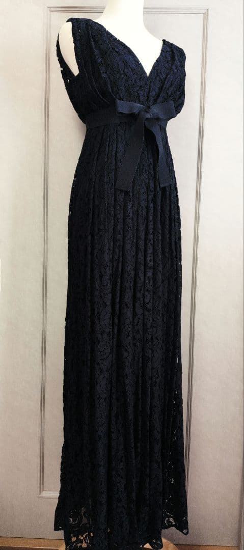 うに様♡【CAROLINA HERRERA】総レース ロングドレス ネイビー