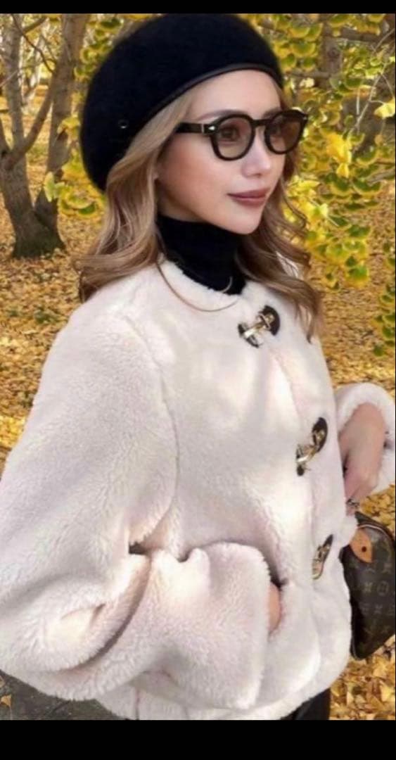 即日配送　 ZARA フェイクボアジャケット ロブスター クラスプ　sサイズ