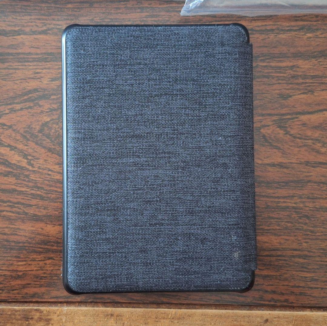 Kindle Paperwhite 第10世代 本体 + 布製カバー
