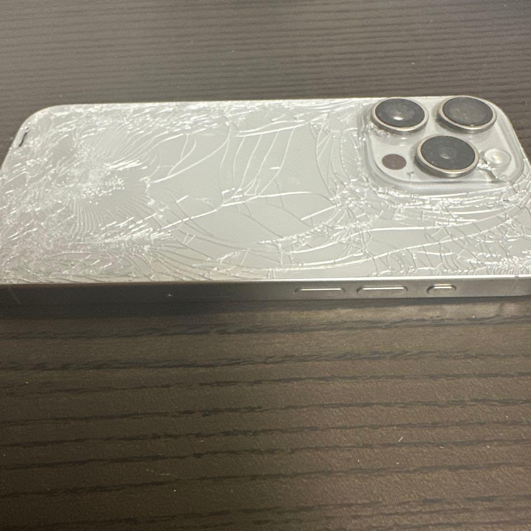 iPhone15 pro 256gb ジャンク