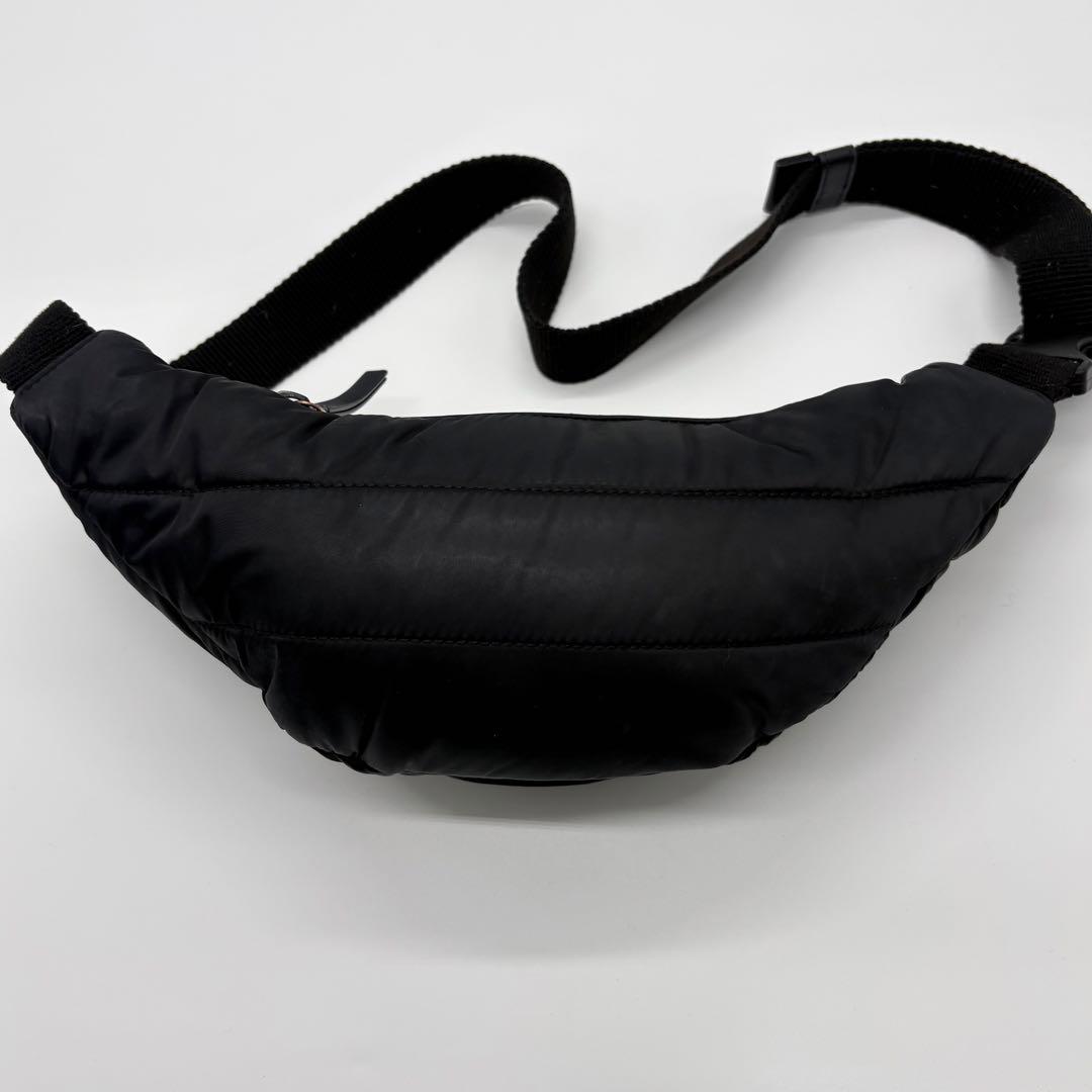 美品✨トリーバーチ ボディバッグ エラ ベルトバッグ ナイロン ブラック