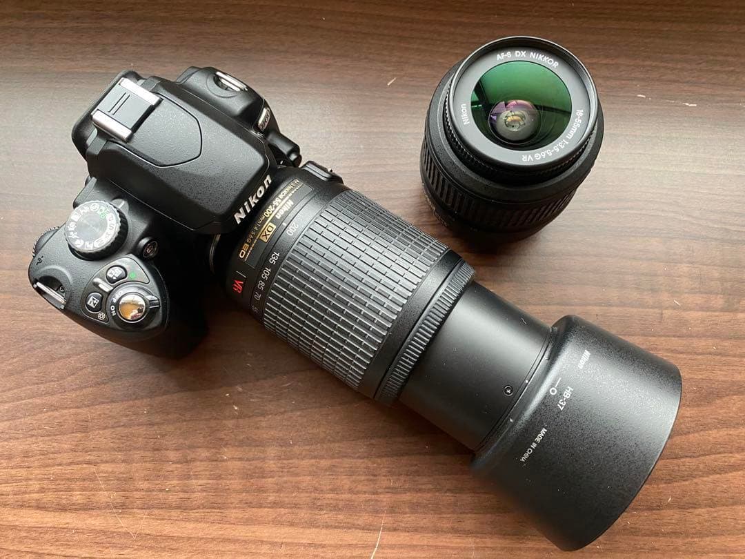 Nikon D60 デジタル　一眼レフ　カメラ　2本レンズ　手ブレ補正