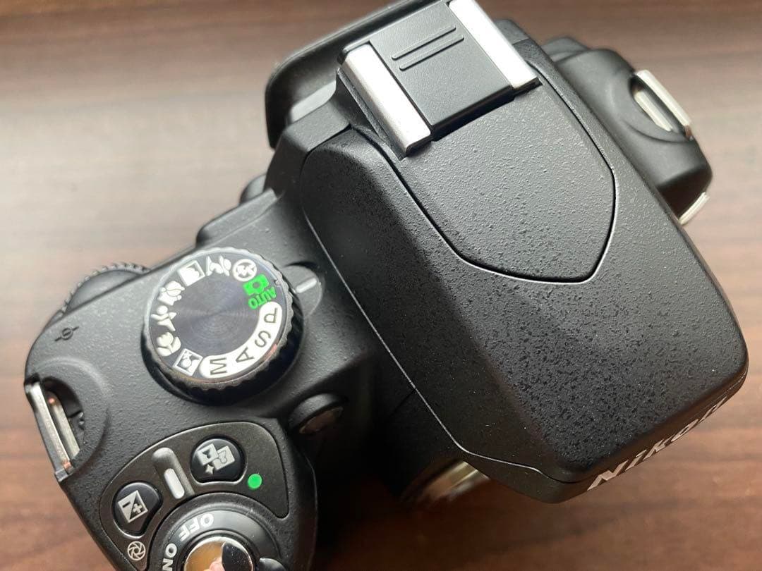 Nikon D60 デジタル　一眼レフ　カメラ　2本レンズ　手ブレ補正