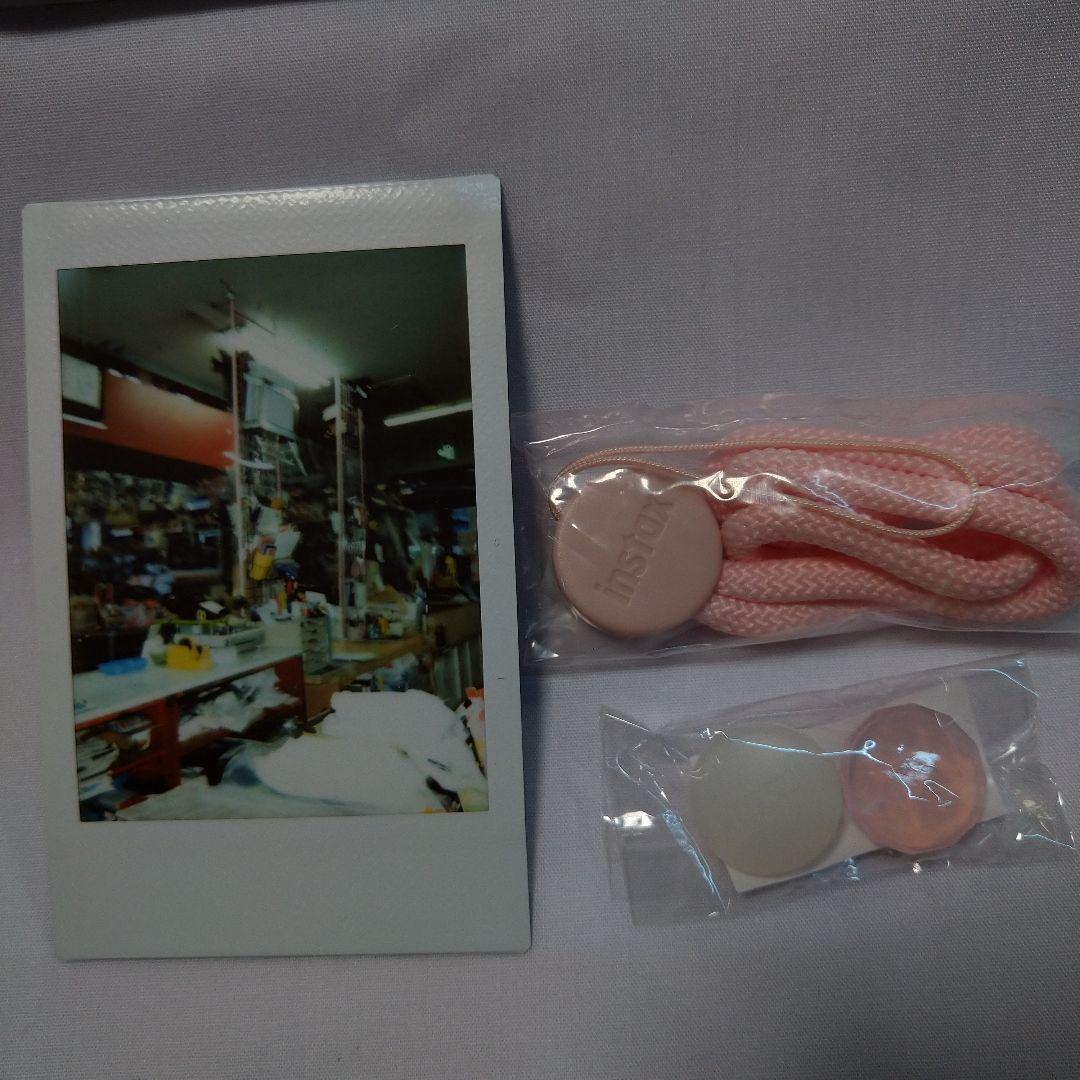 美品　FUJIFILM instax mini 11 富士　チェキ　ピンク
