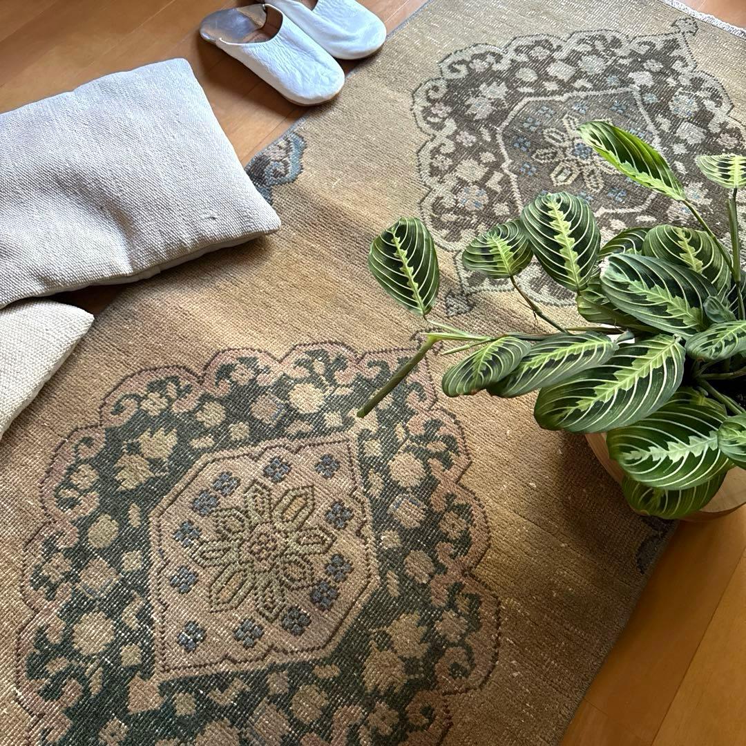 専用ページ　67×139 カーキベージュ　色褪せカラー　トルコヴィンテージラグ