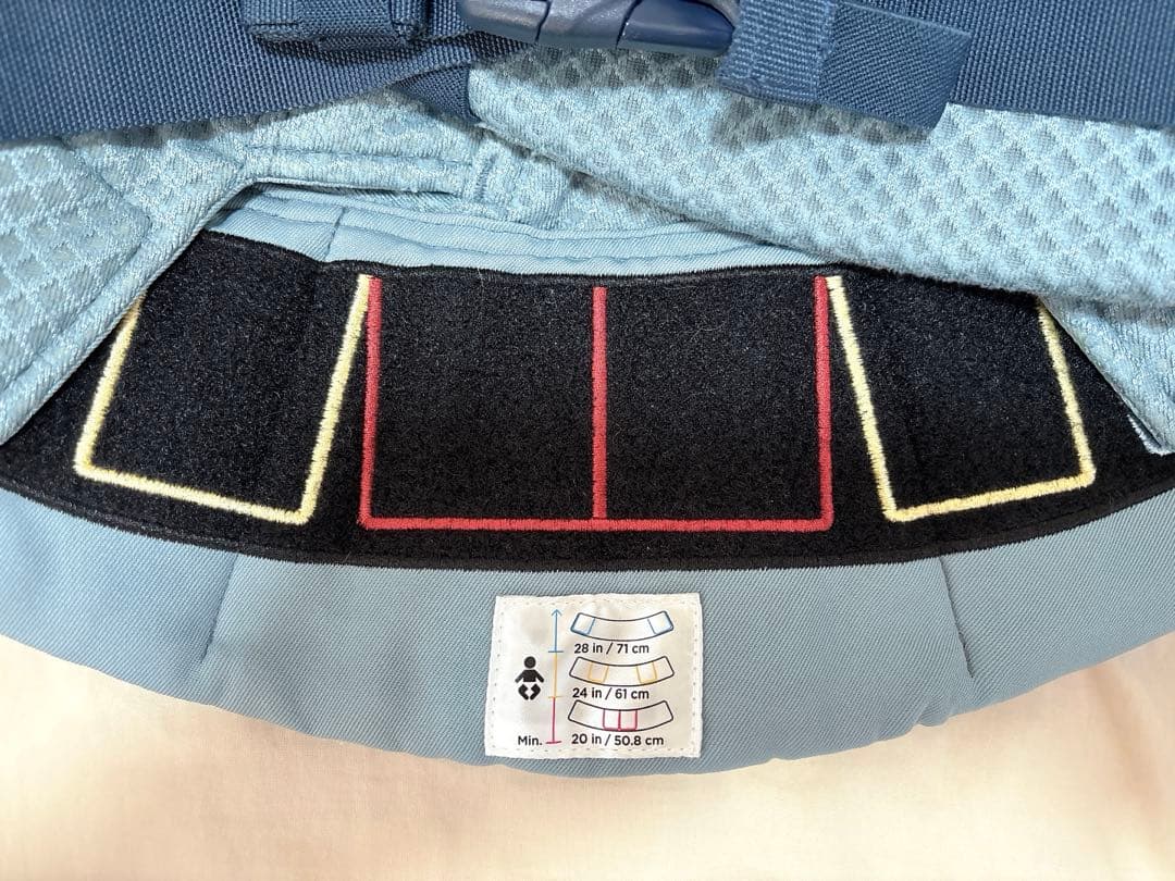 こび 【美品】ergobaby オムニブリーズ