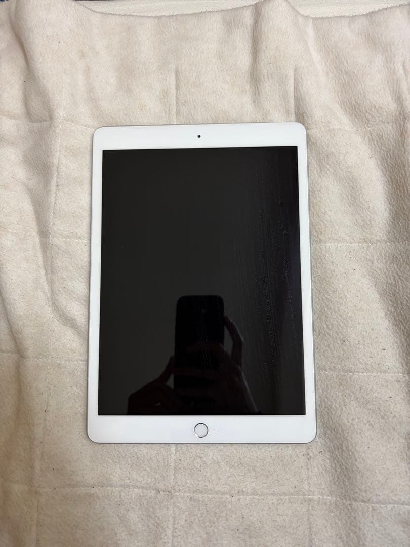✨美品✨ Apple iPad A2197 第7世代 Wi-Fi 128GB