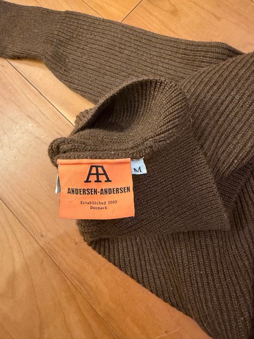 Mサイズ　ANDERSEN-ANDERSEN ブラウン セーター