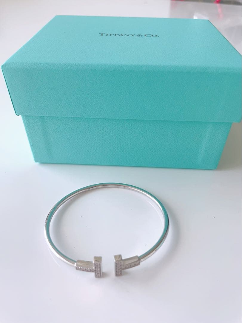 【1/5迄お値下】ティファニーT ダイヤモンド ワイヤー ブレスレット WG M