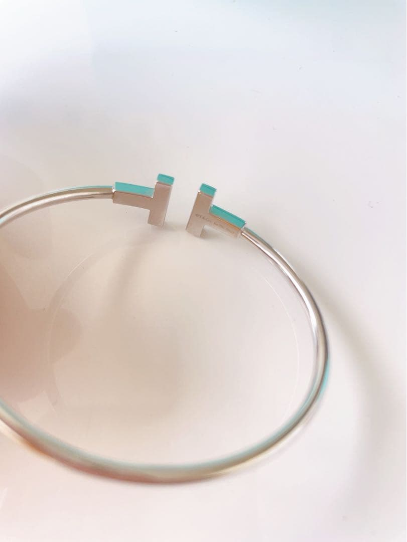 【1/5迄お値下】ティファニーT ダイヤモンド ワイヤー ブレスレット WG M