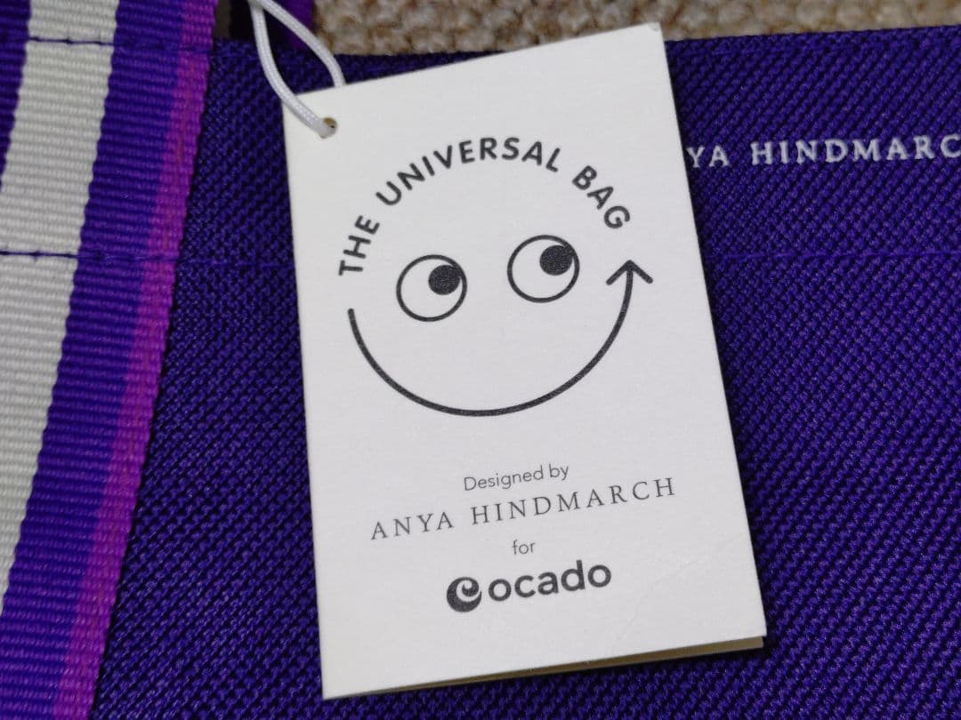 10月20日発売　OCADO x Anya Hindmarch