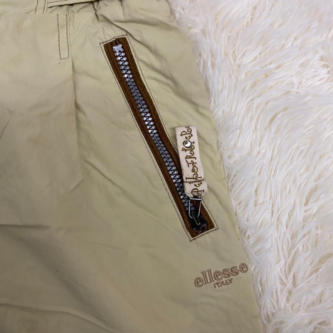 【値段交渉可】ellesse エレッセ　スキー　スノボ　ウェア
