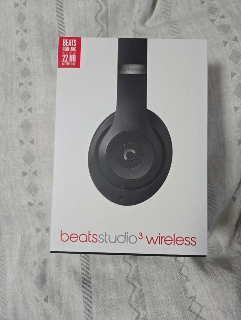 Beats studio3 Wireless　新品未開封　保証書付き