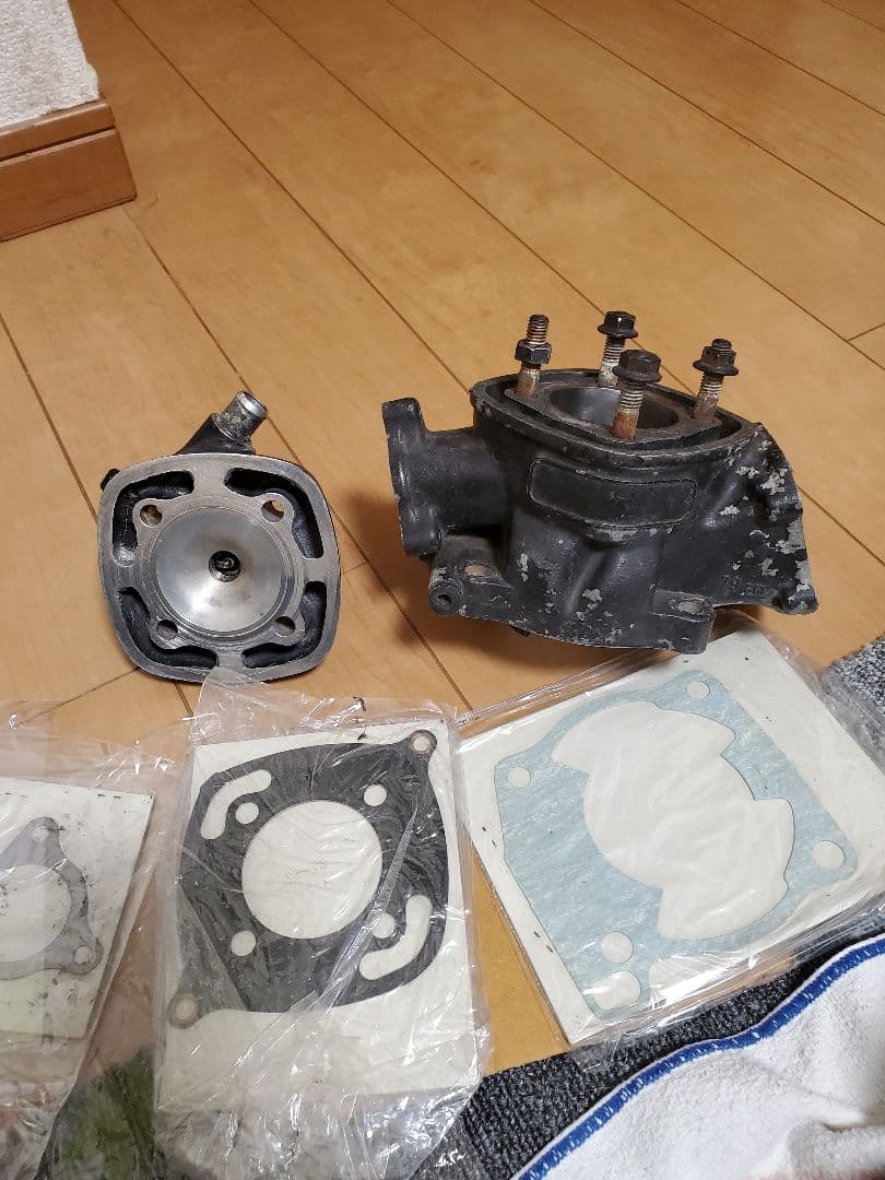 ホンダCR80エンジン部品とガスケットセット