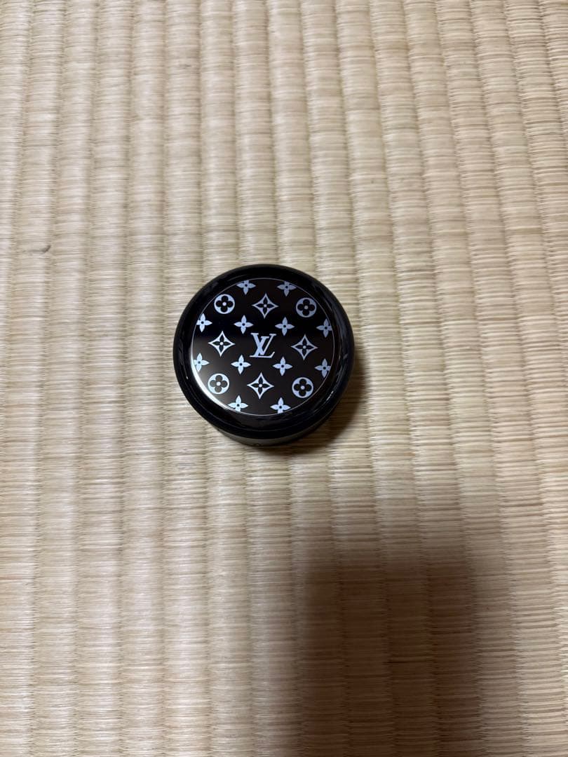 LOUIS VUITTON ワイヤレスイヤフォン ケース付き