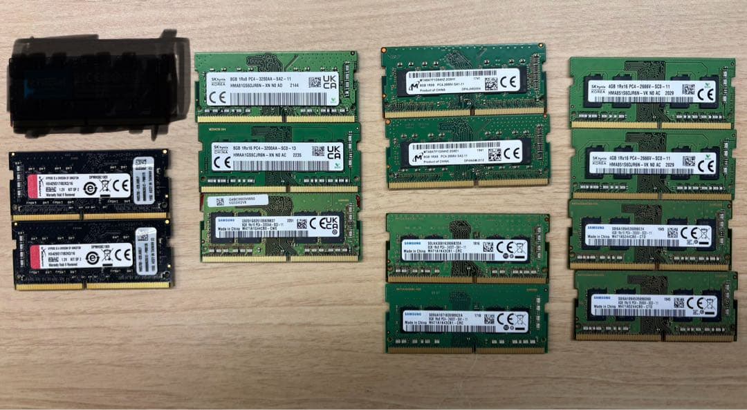 DDR4 PC4-2666V他　8GB 4GBメモリ13枚
