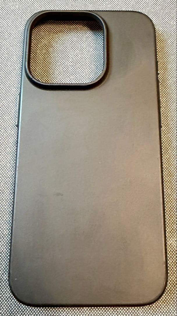 iPhone15pro 128GB SIMフリー ブラックチタニウム ケース付き